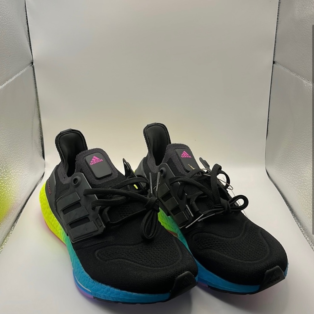 Adidas Ultraboost 22 Black Multi Gradient